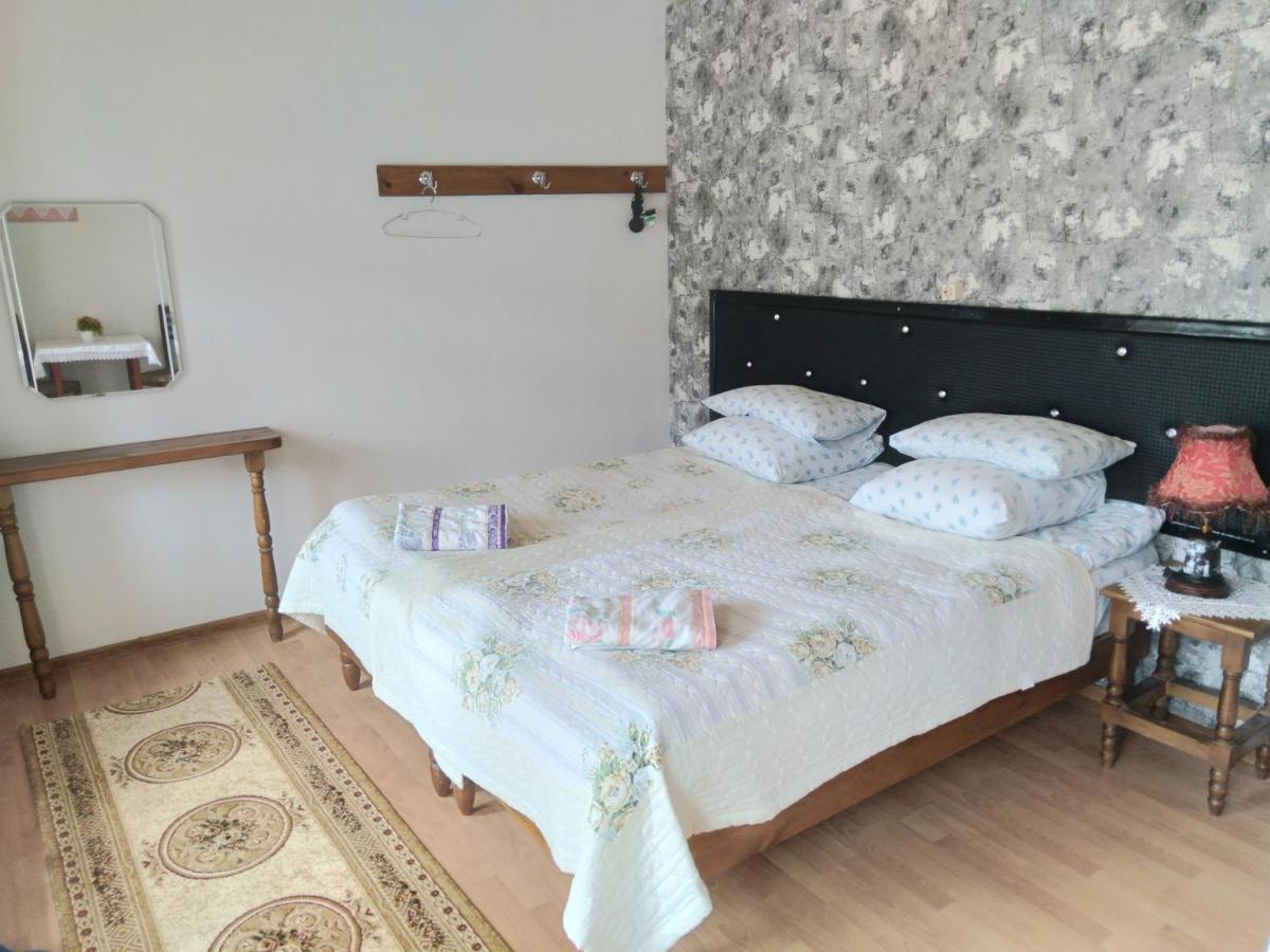 Ivanovka Village Rooms Guesthouse מראה חיצוני תמונה