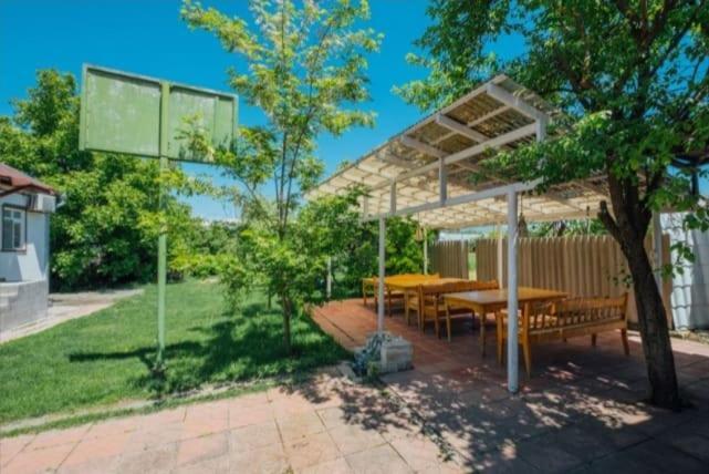 Ivanovka Village Rooms Guesthouse מראה חיצוני תמונה