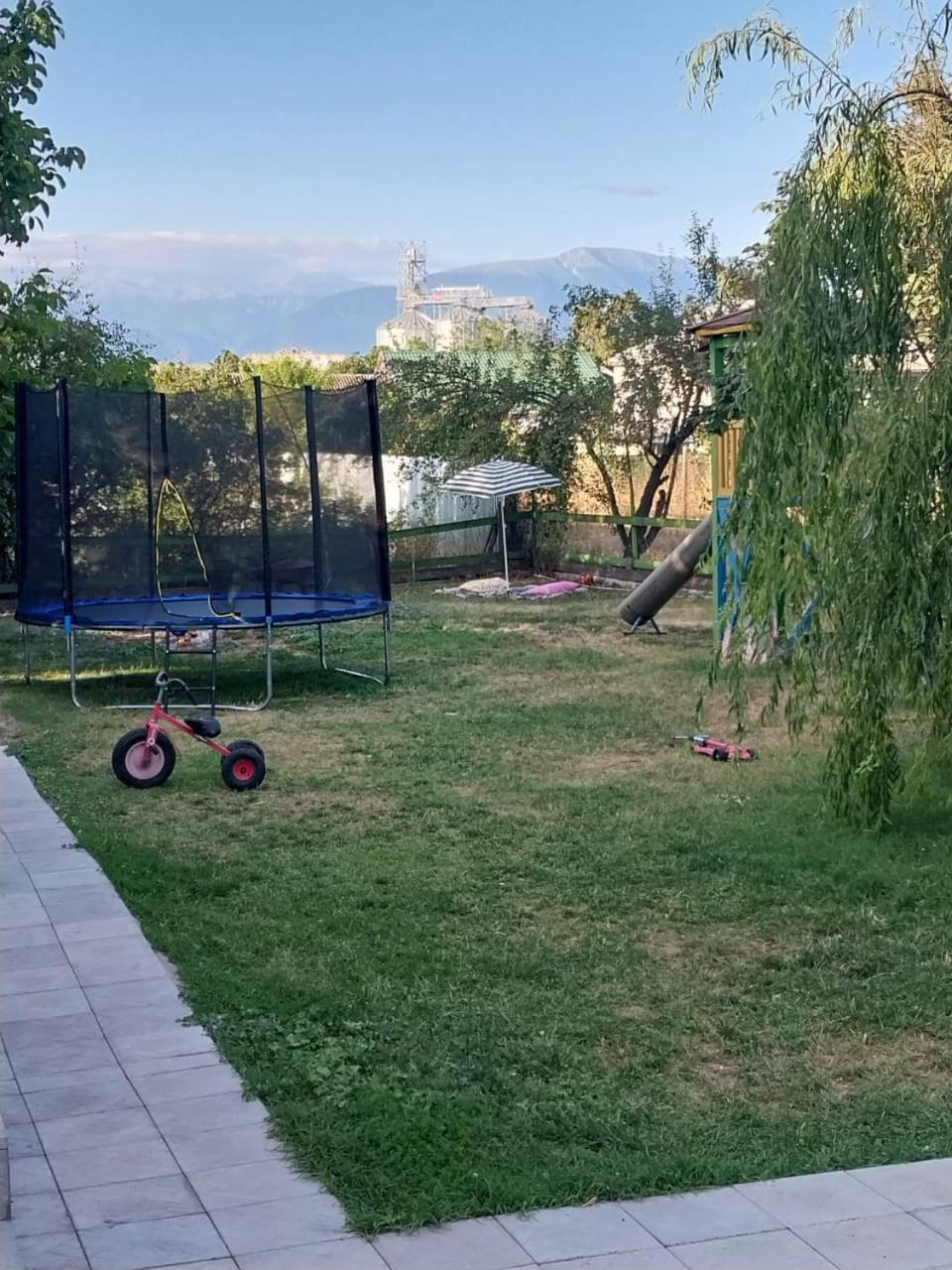 Ivanovka Village Rooms Guesthouse מראה חיצוני תמונה